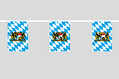 Bayern Raute mit Löwenwappen Flaggenkette