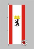 Berlin Bär mit Krone Hochformat Flagge